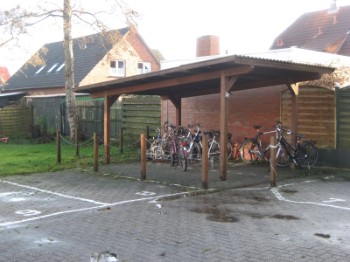 Parkplatz, Radunterstellplatz