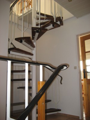 Treppe zum Dachgeschoß Treppe zum Dachgeschoß